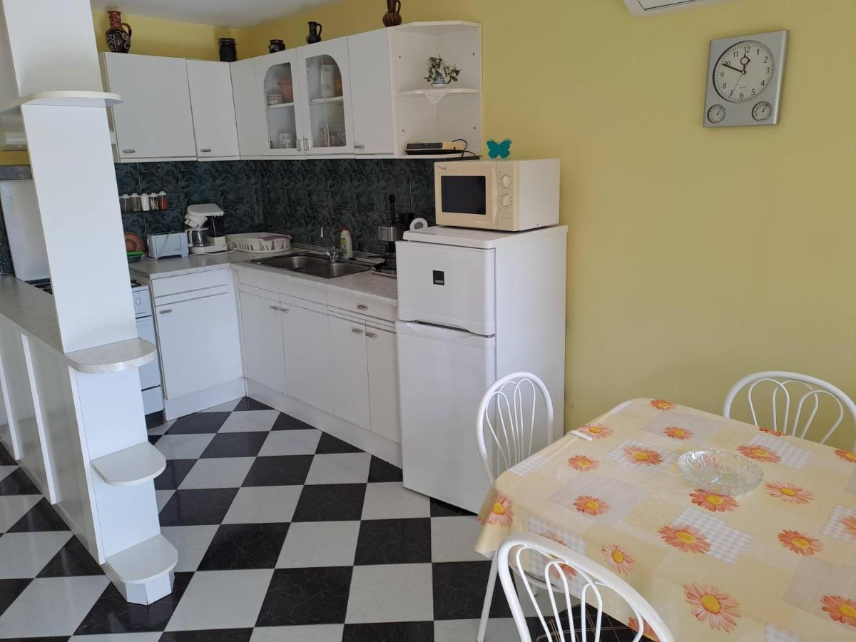 Bianka Apartman Balatonlelle Buitenkant foto